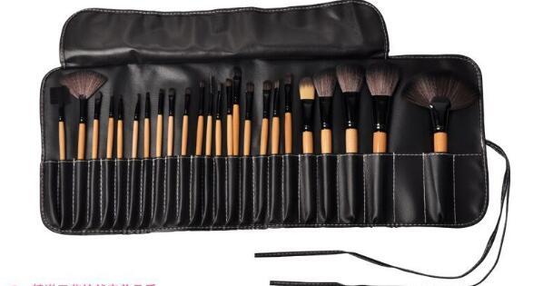 24-Piece Professional Makeup Brush Set – Complete Cosmetic Tools in Stylish Gift Bag