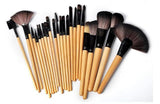 24-Piece Professional Makeup Brush Set – Complete Cosmetic Tools in Stylish Gift Bag